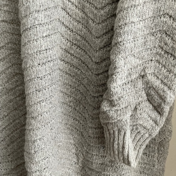 ASOS Y.A.S Chunky Cable Cardigan in Grey - Picture 7 of 7